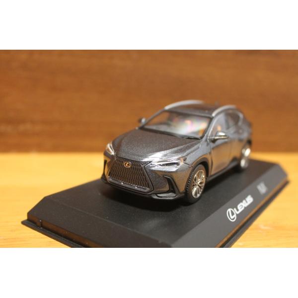 京商1/43　レクサス　NX450ｈ　ソニッククロム　ＫＳ０３９０７Ｃ