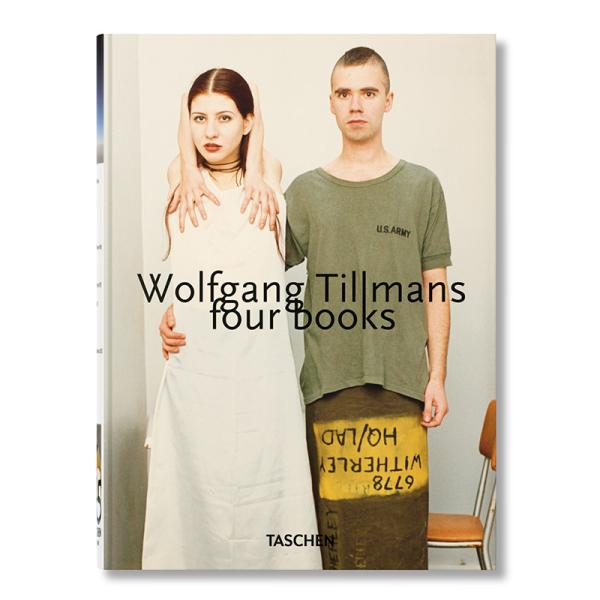 商品発送元：nest 北欧モダンなインテリア雑貨【1〜2日以内に発送予定（店舗休業日を除く）】生活・インテリア・文具同時代の記憶コーヒーテーブルブック。インテリアアイテムにもなる、ゴージャスな魅せる本。こちらは、他の同世代のアーティストとは...