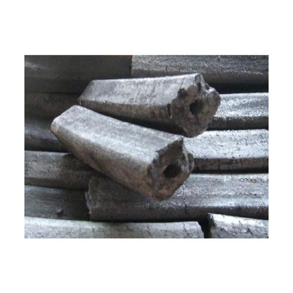 中国産種類白炭／四角形成形炭（１辺約4cm前後）10Kg１箱程よく割れていますので大変使いやすい炭です。お買い上げ金額に応じて送料無料。関連キーワード：セール バーベキュー オガ炭 優火備長炭 10Kg バーベキュー炭 七輪 網焼