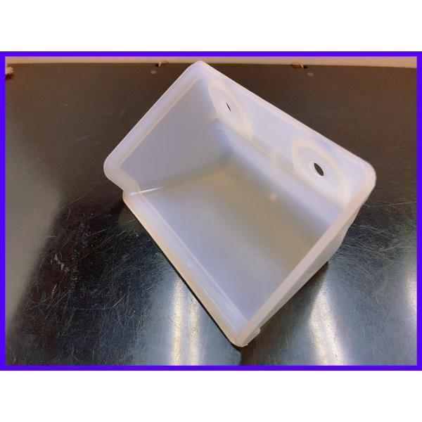 特長山本製作所乾燥機用のバケットセット！部品番号：121890-511000部品名称：バケット（SX)個数：29個セット（1台分）【適合機種】NCD-15SX適合機種を末尾まで必ず確認してください。納期目安：取寄品 通常2-4営業日で出荷北...