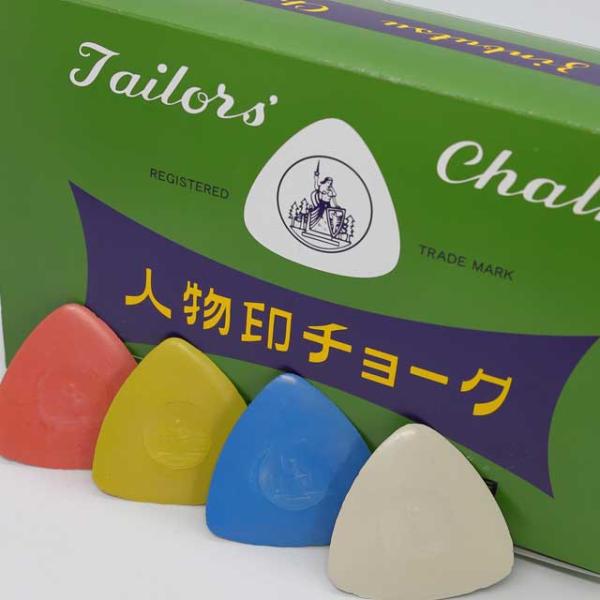 ＼＼ 在庫がある場合は０〜１営業日で出荷します／／＼＼お急ぎの方は日付指定をしない方が早く届きます！／／【商品名】人物印チョーク人物印チョークは最も良く使われているチャコの１つです。三角チャコ、人物チャコとも呼ばれている三角形のチャコです。...