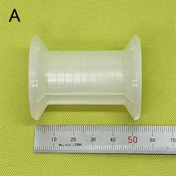 ＼＼ 在庫がある場合は０〜１営業日で出荷します／／＼＼お急ぎの方は日付指定をしない方が早く届きます！／／このページは【A】直径42ｍｍ×高さ54ｍｍのみの商品ページです。家庭用ミシン糸の駒巻きに使われている”駒巻きボビン”です。ミシン糸・手...