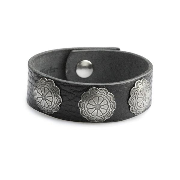 Button Works ボタンワークス 【 Button Works Original 3 Concho Ribbon Bracelet 1 / オリジナルコンチョ リボンブレスレット 】[ 正規品 ] シルバー ブラック フラワー 花 ...