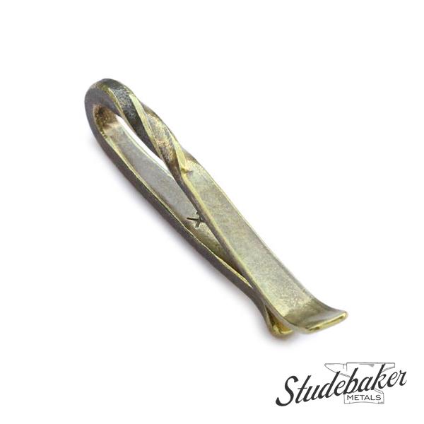 STUDEBAKER METALS スチュードベーカーメタル FORGED TIE BAR TWISTED ( Brass ) ネクタイピン ブラス タイバー ブランド おしゃれ