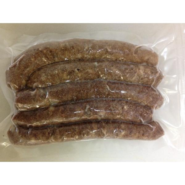 名称　鹿肉ウインナー　５本入り　（加熱後包装）原材料　鹿肉（広島県産）、でん粉、食塩、砂糖、　　　　香辛料（胡椒、大蒜、しょうが、バジル、七味）、調味料（アミノ酸等）賞味期限　冷凍６か月（商品ごとに記載）保存方法　冷凍庫で保存製造者　いわた...