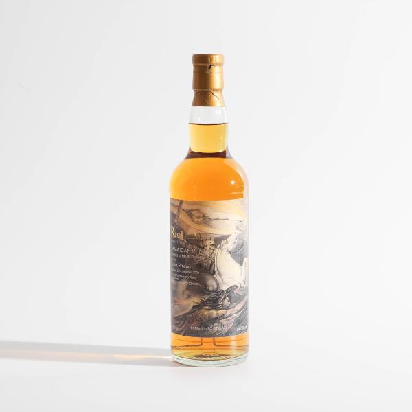 香りは溶剤やマニキュア除光液、フェノール樹脂、新品の牛革、タール、バブルガム、ミント。味わいは熟したパイナップル、パパイヤ、バナナ、キャロットジュース、グァヴァ、白ワインと牡蠣、グリーンレモンウォーター、マスタード、スモーキーな甘い灰。フィ...