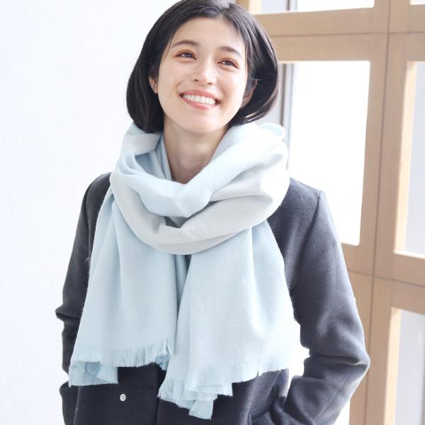 ［ time1229 ］≪単位cm≫【サイズ】 幅/全長/フリンジ 60/186/3【重量】約240g【素材】カシミヤ100％【原産国】中国(縫製)【裏地】リバーシブル【留め具】なし※キーワード:カシミヤ100％ 大判ストール マフラー レ...