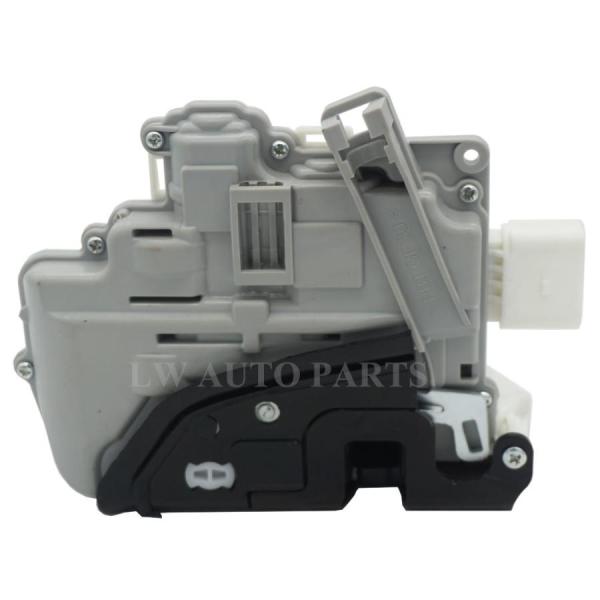 アウディ アクチュエータ ドアロック A3 S3 A4 A6 S6 A8 S8 RS3 RS6 シート exeo 4F0839016 4F0839015 4F1