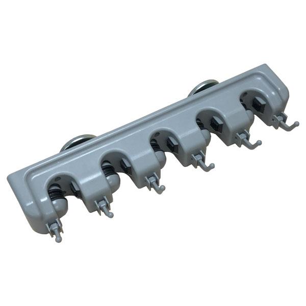 ※送料無料ただし沖縄および各県離島、北海道には別途送料が必要です。メール、電話などでお問い合わせください。 マルチハンガー マグネットタイプ １個背面にマグネットが付いていて簡単設置最大ホウキ５本収納可能a祭ARAO（アラオ) AR-122...