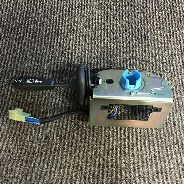 LUCAS製ウィンカーレバースイッチアッシーXPB101290G/ディフェンダー