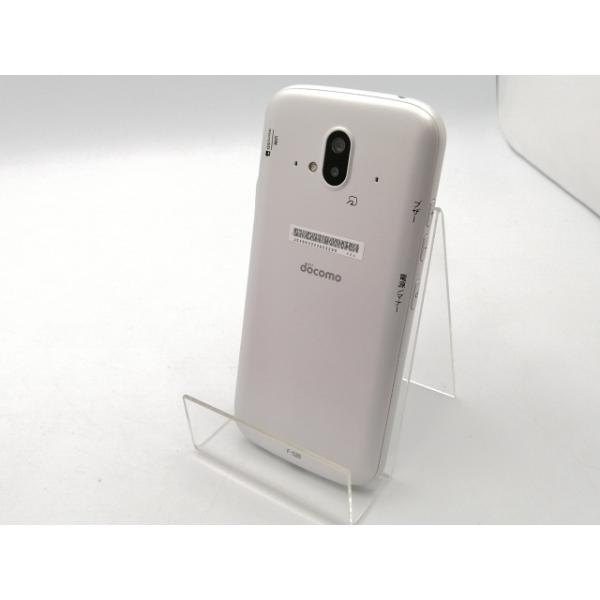 中古】Fujitsu docomo 【SIMフリー】 らくらくスマートフォン ホワイト