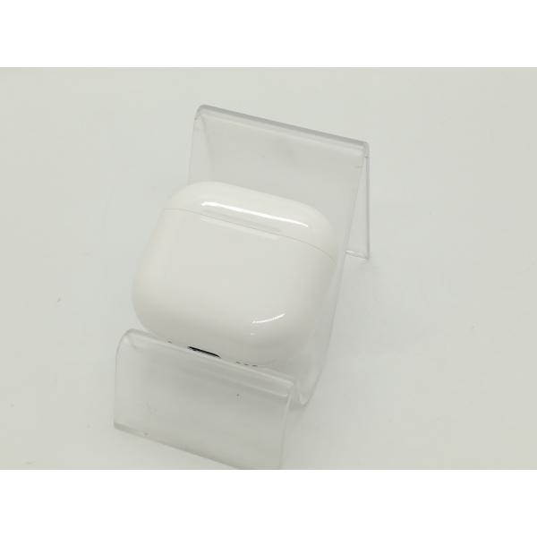 中古】Apple AirPods 4 アクティブノイズキャンセリング搭載モデル