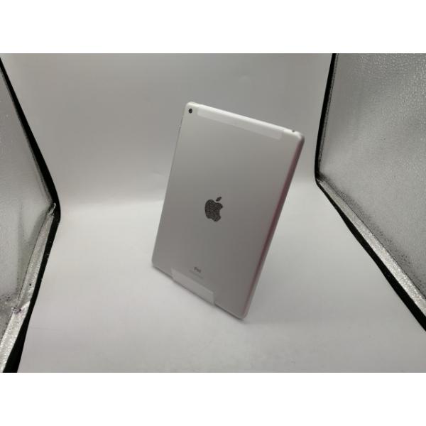 中古】Apple au 【SIMロック解除済み】 iPad（第8世代/2020） 32GB