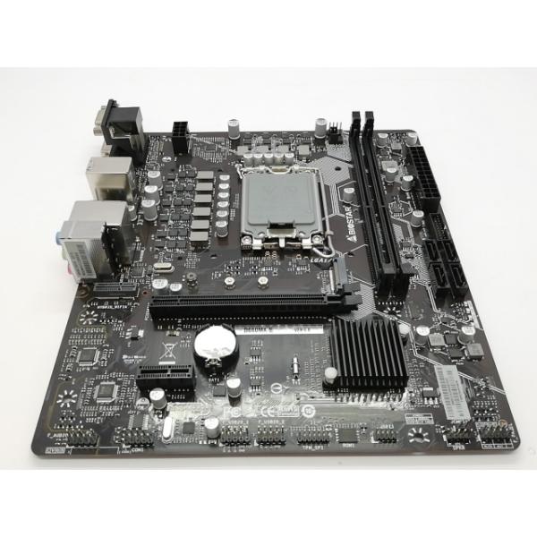 ■分類：マザーボード■ランク：中古■メーカー：BIOSTAR■製造番号：IB66CMDS-02_60001B21300103■備考：BIOS ver：B66C0C29.BSS付属品：箱、冊子、SATAケーブル、i/Oパネル■保証期間：１週間...