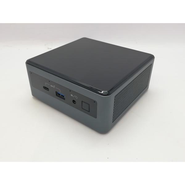 ■分類：ベアボーンPC■ランク：中古■メーカー：Intel■製造番号：GEFN01300W0X■備考：状態：全体スレ 付属品：箱、冊子、マウントプレート、ACアダプタ ※ベアボーンPCの為ストレージ無し※ ※3芯電源ケーブル欠品■保証期間：...