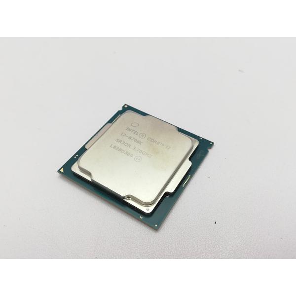 ■分類：CPU■ランク：中古■メーカー：Intel■製造番号：02038■備考：付属品：本体のみ■保証期間：１週間■注意事項：お客様のモニター発色の具合によって、実際の商品と色合いが異なる場合があります。