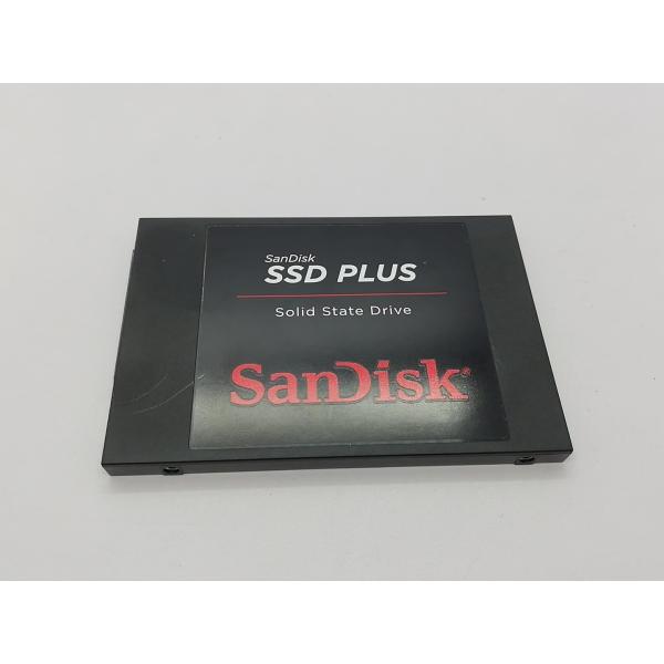 ■分類：SSD■ランク：中古■メーカー：SanDisk■製造番号：25046D802062■備考：付属品：本体のみ■保証期間：１週間■注意事項：お客様のモニター発色の具合によって、実際の商品と色合いが異なる場合があります。