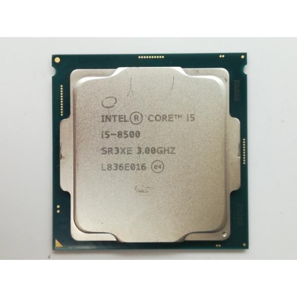 ■分類：CPU■ランク：中古■メーカー：Intel■製造番号：5200■備考：SR3XE 状態：基盤にキズ 付属品：本体のみ■保証期間：１週間■注意事項：お客様のモニター発色の具合によって、実際の商品と色合いが異なる場合があります。