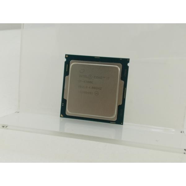 ■分類：CPU■ランク：中古■メーカー：Intel■備考：付属品：箱、冊子、エンブレム■保証期間：１週間■注意事項：お客様のモニター発色の具合によって、実際の商品と色合いが異なる場合があります。