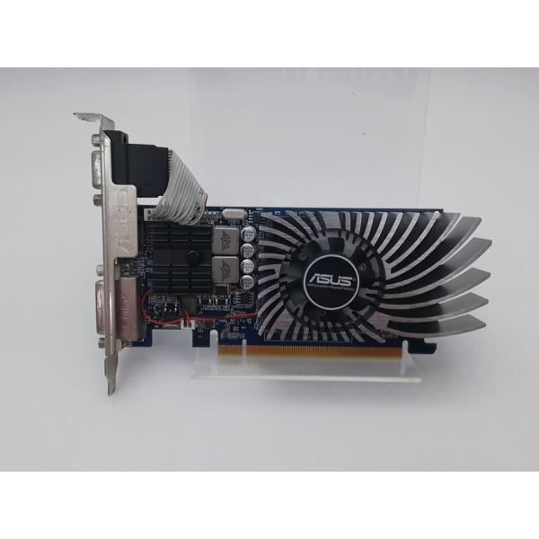 ■分類：ビデオボード■ランク：中古■メーカー：ASUS■製造番号：C8C0YZ114138■備考：背面ネジ部に封印シール無し状態：ブラケット傷み、FANに軸ブレによる異音あり付属品：本体のみ■保証期間：１週間■注意事項：お客様のモニター発色...