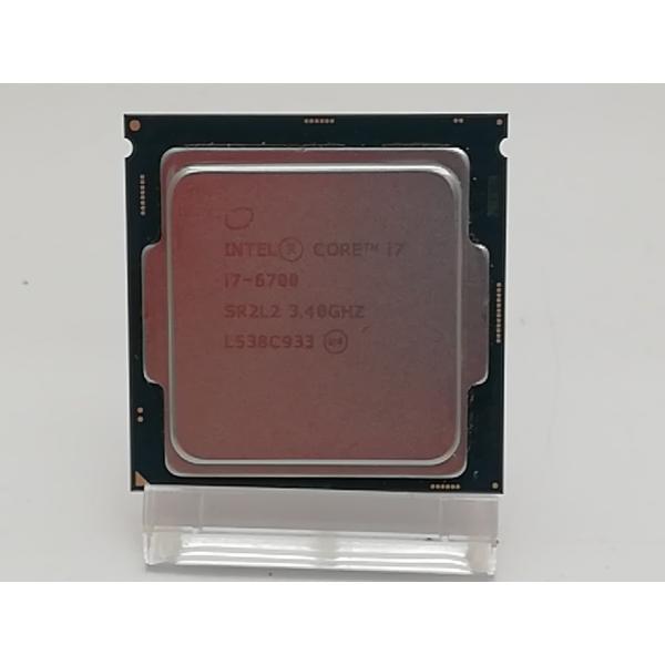 ■分類：CPU■ランク：中古■メーカー：Intel■製造番号：00702■備考：付属品：本体のみ■保証期間：１週間■注意事項：お客様のモニター発色の具合によって、実際の商品と色合いが異なる場合があります。