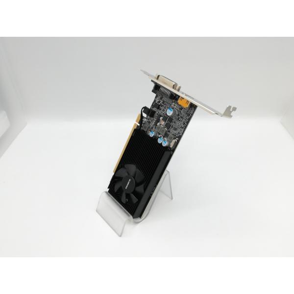 ■分類：ビデオボード■ランク：中古■メーカー：GIGABYTE■製造番号：SN240851076724■備考：付属品：箱、印刷物、ロープロファイルブラケット■保証期間：１週間■注意事項：お客様のモニター発色の具合によって、実際の商品と色合い...