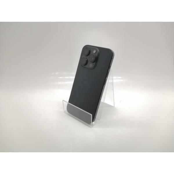 【中古】Apple 国内版 【SIMフリー】 iPhone 15 Pro 256GB ブラックチタニウム MTUC3J/A【秋葉5号】保証期間１ヶ月【ランクB】