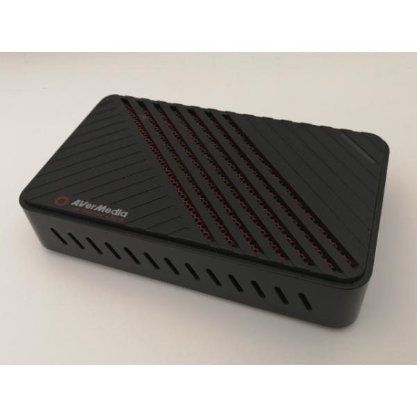 ■分類：ビデオキャプチャー■ランク：中古■メーカー：AVerMedia■製造番号：5203185200113■備考：状態：本体スレ 付属品：接続ケーブル■保証期間：１週間■注意事項：お客様のモニター発色の具合によって、実際の商品と色合いが異...