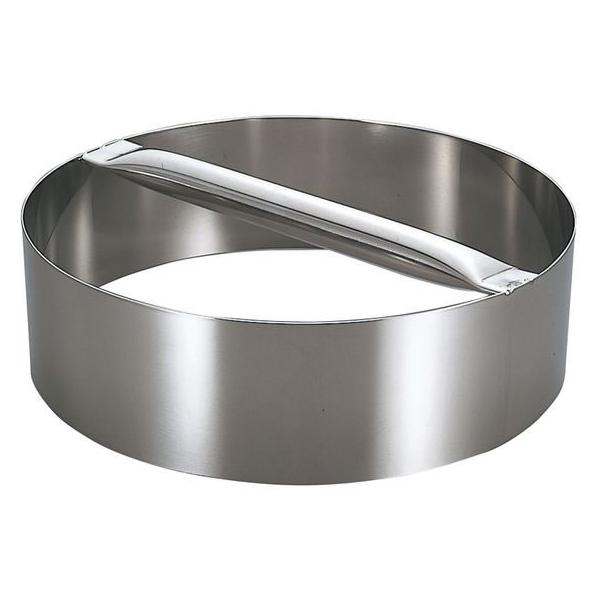 【商品説明】すばやく生地を抜く事ができるように刃が付いています。【仕様】●外寸：直径１８０×Ｈ５０ｍｍ●材質：１８−８ステンレス　&lt;ジェットプライス&gt;