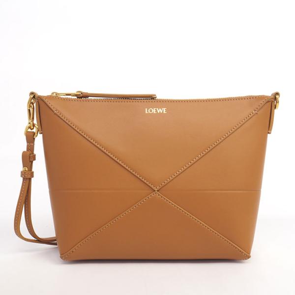 LOEWE（ロエベ） 【返品OK】【美品】ロエベ フォルド ポーチ パズル