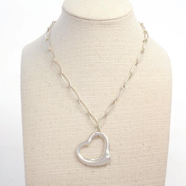 jewel-shot_ubr-26896-1706405