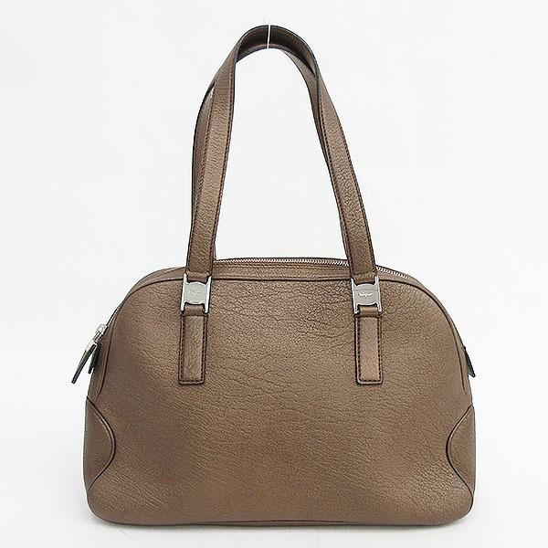 Salvatore Ferragamo(サルヴァトーレ・フェラガモ) ヴァラ トートバッグ/ハンドバッグ ブロンズ レザー【ブランドバッグ】 【中古】 netshop :1-240603039827:とーたる - 通販 - Yahoo!ショッピング Salvatore Ferragamo(サルヴァトーレ・フェラガモ) ヴァラ トートバッグ/ハンドバッグ ブロンズ レザー【ブランドバッグ】 【中古】 netshop :1-240603039827:とーたる - 通販 - Yahoo!ショッピング