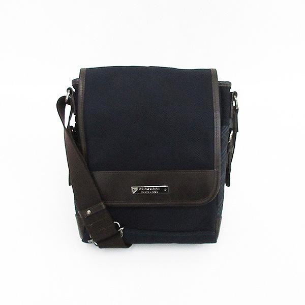 ち*ぃ様 Burberry Blue Label ブラックショルダーバッグ BURBERRY BLACK LABEL(バーバリーブラックレーベル) チェック柄 ロング