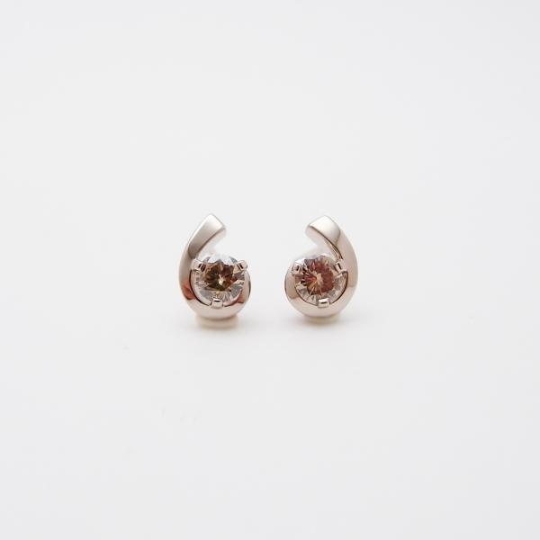 現行品 美品 カシケイ ブラウンダイヤモンド0.46ct ムク ピアス K18 カシケイ ブラウンダイヤモンド フロート スタッド ピアス 0.40ct