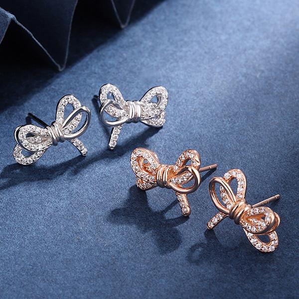 ピアス レディース スワロフスキー リボン 可愛い 両耳 上品 ピアス レディース スワロフスキー リボン 可愛い 両耳 上品