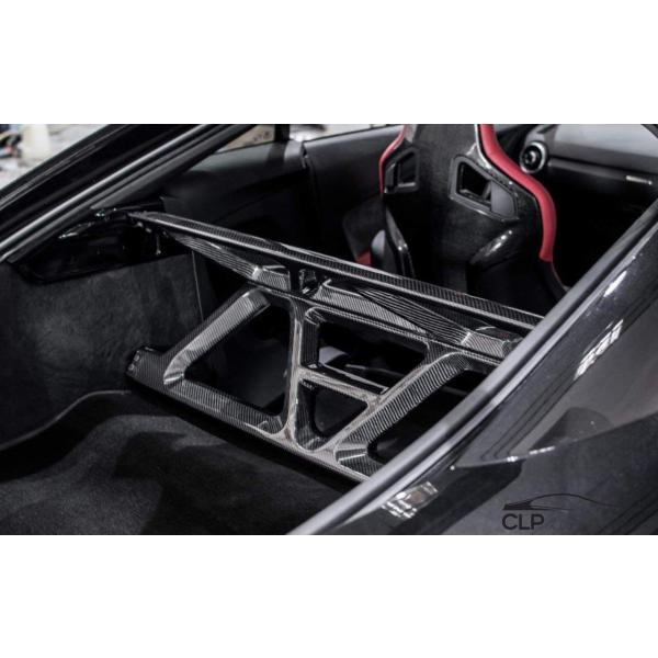 Audi TT 8S Dry Carbon Rear Strut Brace カーボンリヤブレース