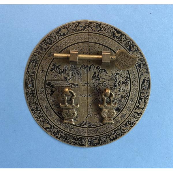 緑色の彫刻木製扉 2枚セット＊中国？ 緑色の彫刻木製扉 2枚セット＊中国？