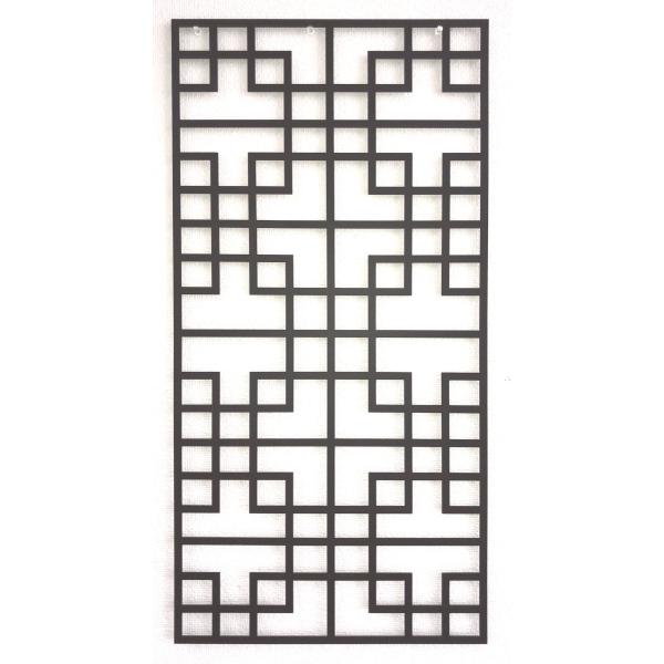 素材：アイアン焼付塗装サイズ：400×800×2mm（枠なし）塗装色：ブラウン色焼付け送料無料中国格子のアイアン版です。幾何学文様がアクセントとして引き立ちます。小型タイプで小さい壁や外構扉にもぴったりです。木製格子の伝統柄で、屋外でエクス...