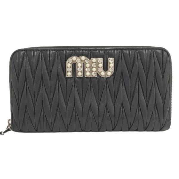 miu miu（ミュウミュウ） ラウンドファスナー長財布 マテラッセ レザー
