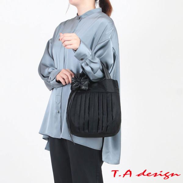 美品【定価2.3万】T.A design ティーエーデザイン帆布 ハンドバッグ T.A.design T.A design ティーエーデザイン トートバッグ クロ F-494-S