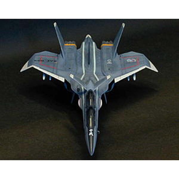 プラッツ (再生産)1/ 72 戦闘妖精雪風 スーパーシルフ雪風 AAM-III/ AAM-VIIミサイル付属(X-13)プラモデル 返品種別B