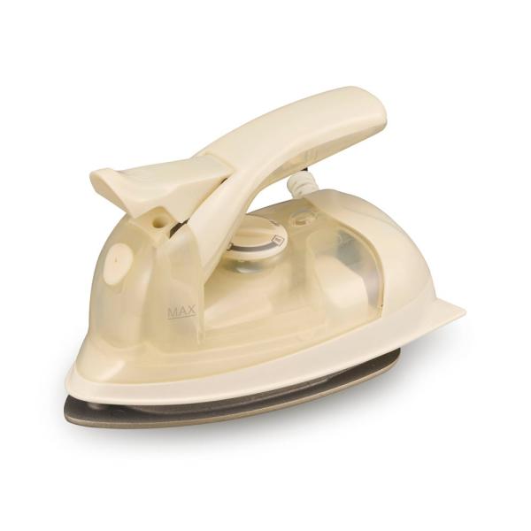 在庫状況：お取り寄せ/お届け：約2週間/2025年06月 発売/※動作確認のため、タンク内に水滴が残っている場合がございます。商品の不具合ではございません。◆手のひらサイズのスチームアイロン◆本格スチーム機能付き◆ネームやワッペンの貼り付け...