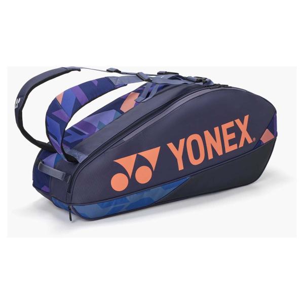 在庫状況：お取り寄せ/2025年08月 発売/※画像はイメージです。プリント生地の都合上、柄の見え方が異なる場合があります。◆正面ポケット 、小物ポケット、底面ポケット、貴重品ポケット(内部起毛素材)◆シューズポケット、回転バックル、YKK...