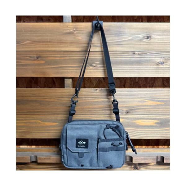 在庫状況：お取り寄せ/◆ネイティブトラウトで使う物が一通り入る造りになっており、これ一つでライトな釣行なら成立する収納量◆正面右側のオープンポケットはスマホやデジカメを収納するスペースで、バンジーコードで脱落を防止しながらも、取り出し易いデ...