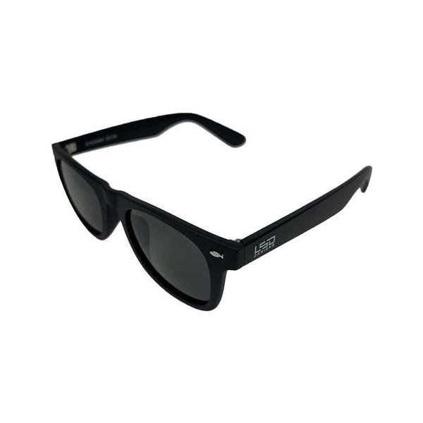 在庫状況：お取り寄せ/◆L.S.D. 偏光サングラス定番スタイルのウェリントンタイプ、キャプテンにワイドタイプが登場◆老若男女に人気のクラシックスタイルで日本人にフィットするフレーム形状。◆フィッシングシーンから普段使いまで幅広く対応するワ...