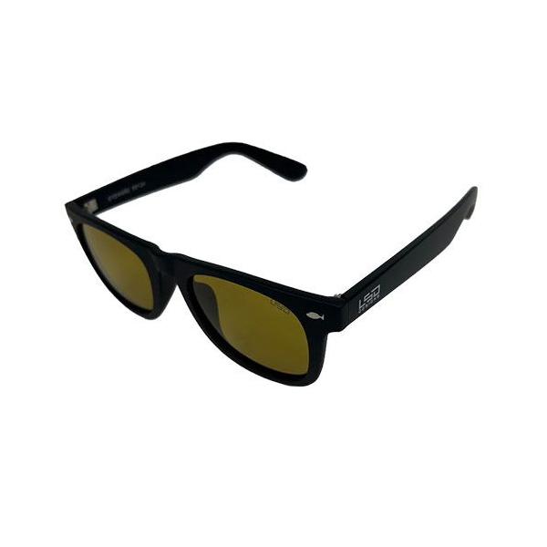 在庫状況：お取り寄せ/お届け：約2週間/◆L.S.D. 偏光サングラス定番スタイルのウェリントンタイプ、キャプテンにワイドタイプが登場◆老若男女に人気のクラシックスタイルで日本人にフィットするフレーム形状。◆フィッシングシーンから普段使いま...