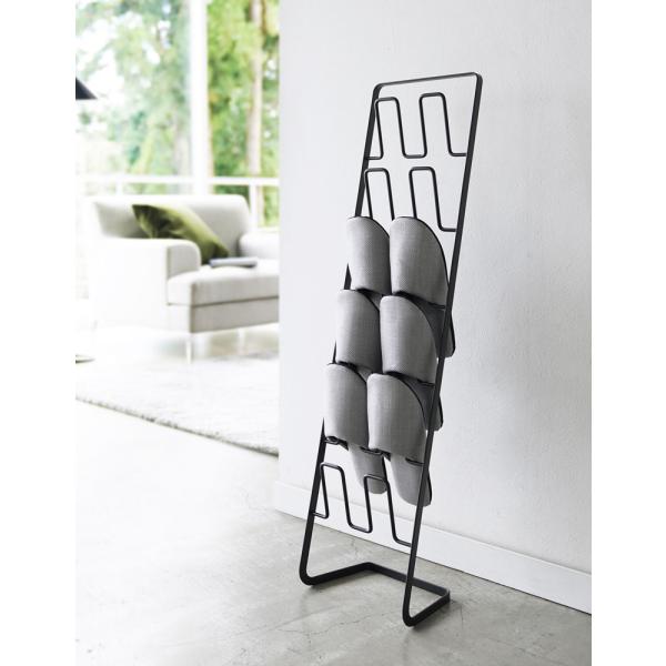 他サイト： 山崎実業 スリッパラック フレーム 6足用 スリム(ブラック) 04703 返品種別Aの商品画像