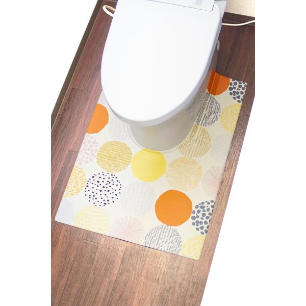 在庫状況：お取り寄せ/お届け：約2週間/2023年07月 発売/◆スキマにぴったりフィット!奥までカバーできる耳長タイプ◆汚れても拭き取れる、お洗濯不要なトイレマット◆マットに付いている折り目によりスキマにぴったりフィットするので、尿ハネや...