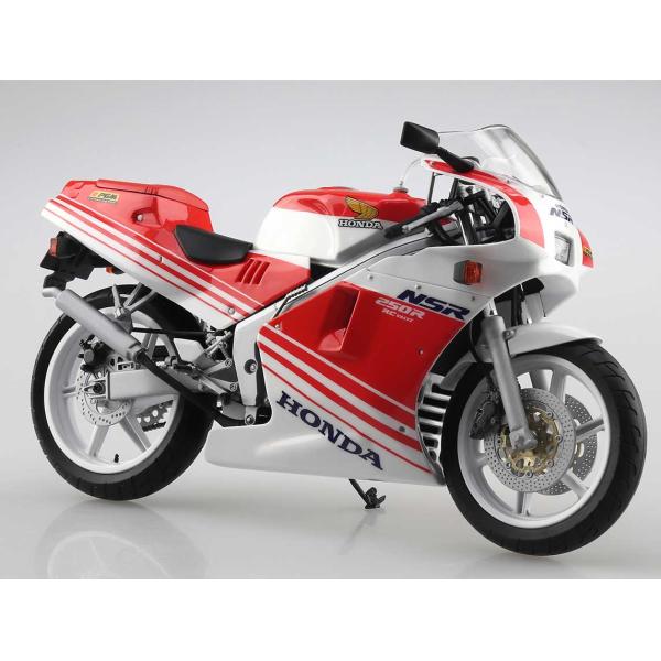 在庫状況：お取り寄せ/お届け：約2週間/2024年11月 発売/※画像はイメージです。実際の商品とは異なる場合がございます。アオシマ 1/12 ザ・バイク No.8 ホンダ MC18 NSR250R '88です。