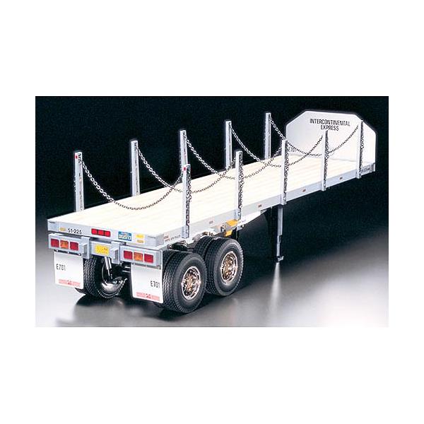 在庫状況：お取り寄せ/お届け：約2週間/※画像はイメージです。実際の商品とは異なる場合がございます。主に木材や建設資材などを輸送するための、フラットベッドと呼ばれる平床式のセミトレーラーを再現した組み立てキットです。RCトレーラーヘッドと連...